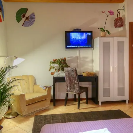 Bb Vicolo 22 招待所 2*