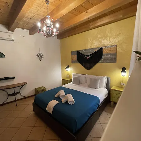 Πανσιόν Bb Vicolo 22 2*