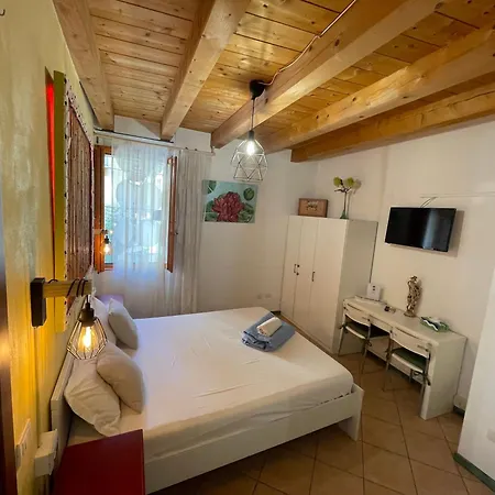 Bb Vicolo 22 ורונה