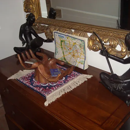 Bb Vicolo 22 ורונה